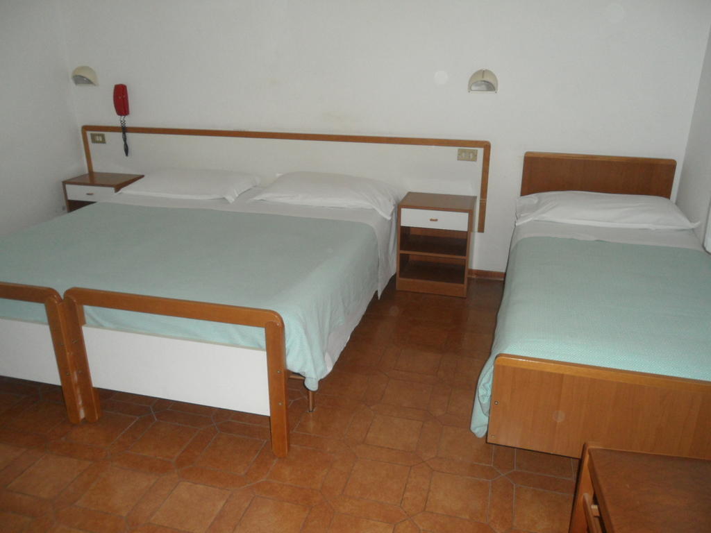 Autostop Duardi Hotel Bertinoro Szoba fotó