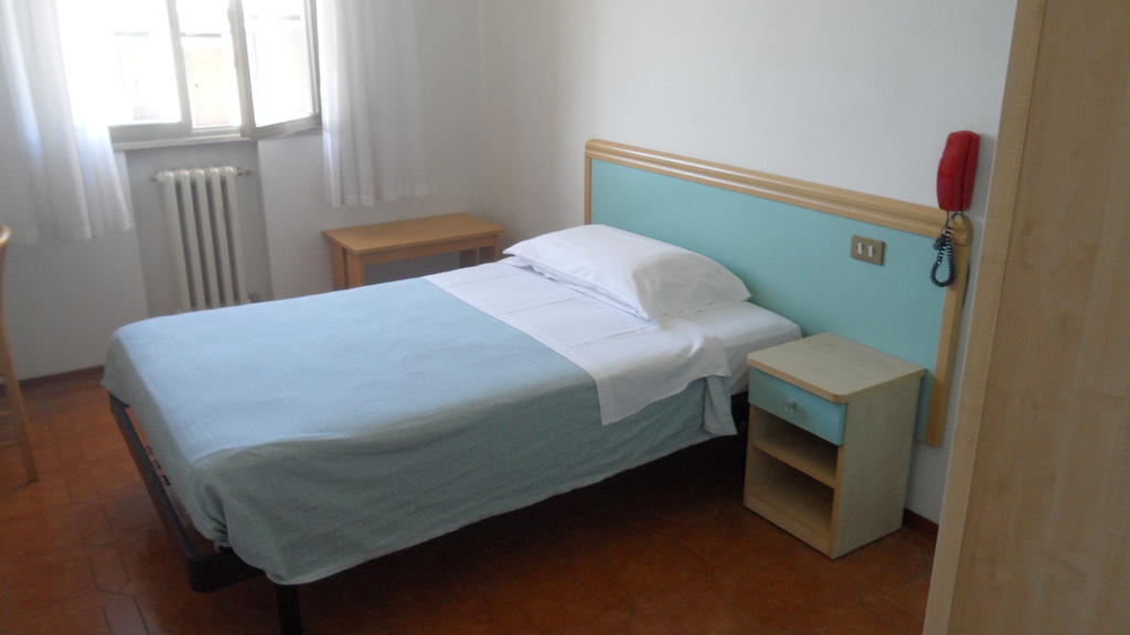Autostop Duardi Hotel Bertinoro Szoba fotó